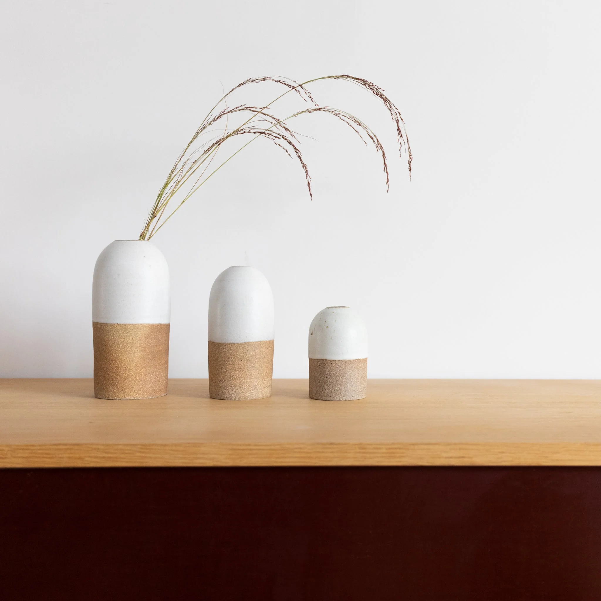 Tomoro Terra Bud Vase (Small) - Image 4